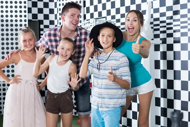 איך לעבור חדר בריחה בלי רמזים